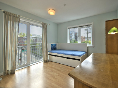 2nd bedroom